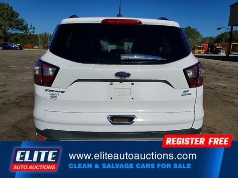 Used 2017 Ford Escape SE w/ Equipment Group 201A image 11