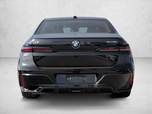 New 2026 BMW i7 xDrive60 AWD/4WD image 8