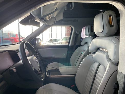 Used 2023 Rivian R1T Adventure image 15