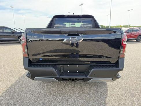 New 2026 Chevrolet Silverado EV Trail Boss image 8