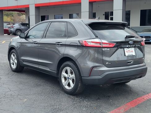Certified 2022 Ford Edge SE image 6