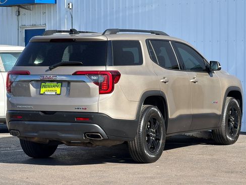Used 2022 GMC Acadia AT4 w/ Technology Package AWD/4WD image 4