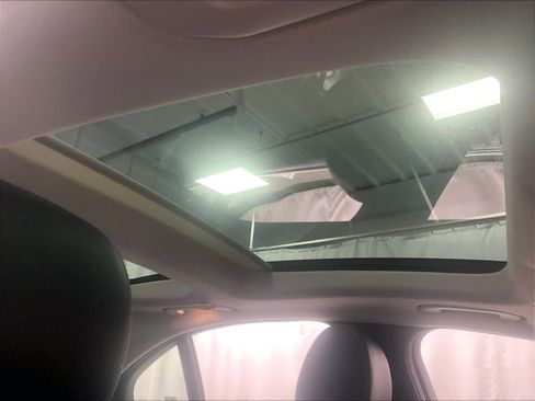 Used 2020 Mercedes-Benz C 300 4MATIC Sedan image 22