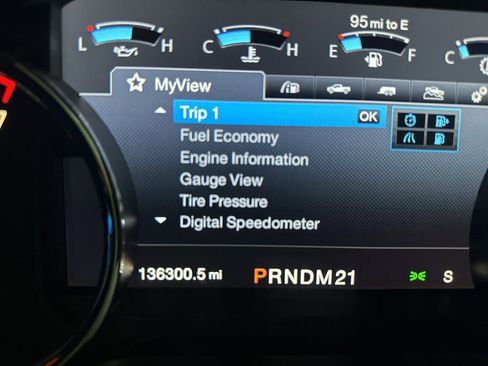 Used 2015 Ford F150 Lariat w/ Equipment Group 502A Luxury image 25