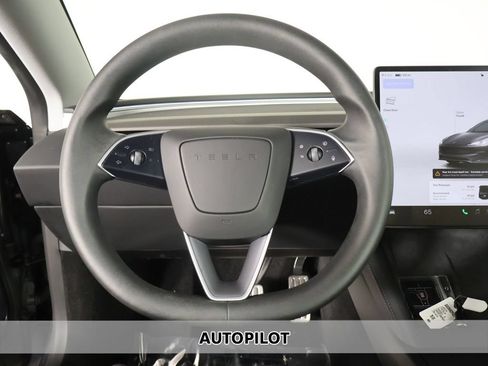 Used 2024 Tesla Model 3 Performance AWD/4WD image 3