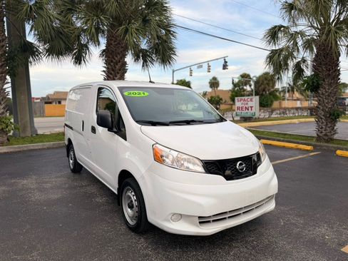 Used 2021 Nissan NV200 S w/ Back Door Glass Package FWD image 7