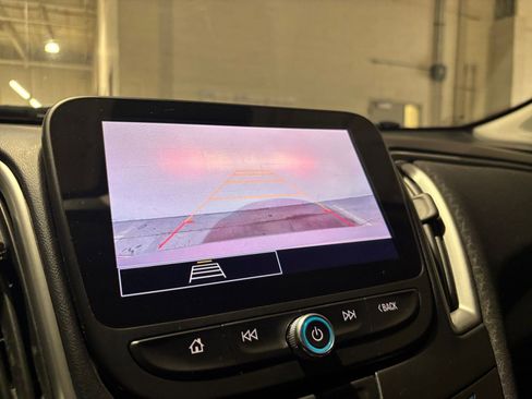 Used 2023 Chevrolet Malibu LT w/ Driver Confidence Package FWD image 24