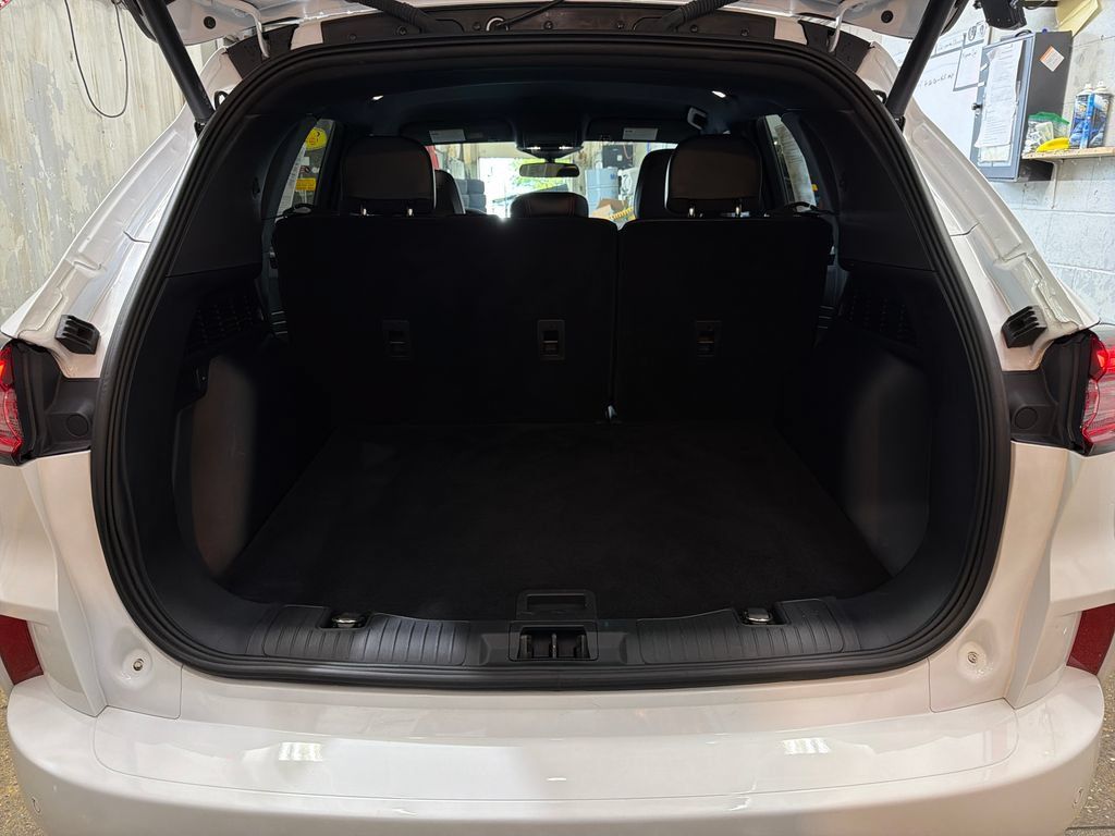 Used 2023 Ford Escape ST-Line w/ Tech Pack #1 AWD/4WD image 28