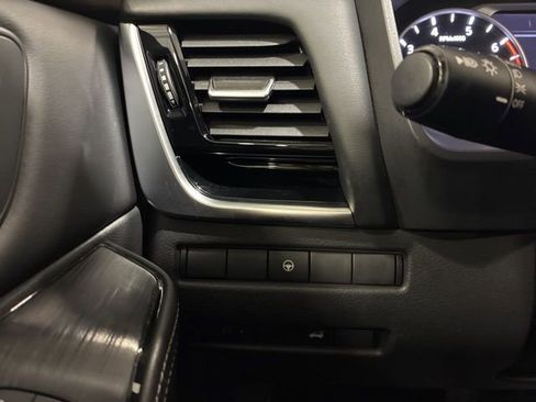 Certified 2023 Nissan Rogue SL w/ SL Premium Package image 15