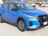 Used 2024 Nissan Kicks SR w/ SR Premium Package image 4