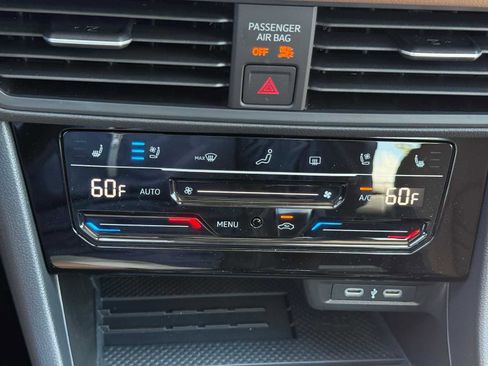 New 2026 Volkswagen Jetta SEL FWD image 18