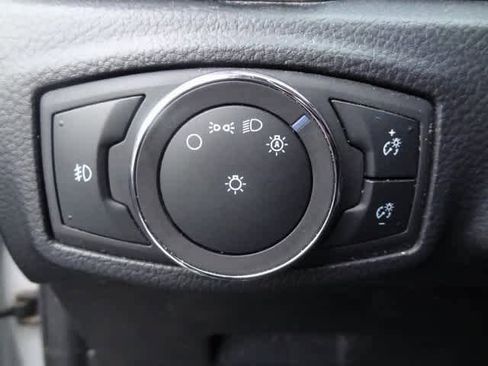 Used 2019 Ford Ranger XLT w/ Equipment Group 301A Mid image 9