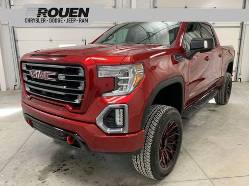 Used 2021 GMC Sierra 1500 AT4 w/ AT4 Premium Package image 1