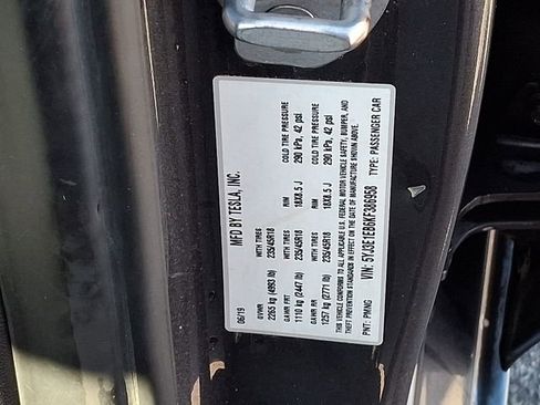 Used 2019 Tesla Model 3 Long Range image 38