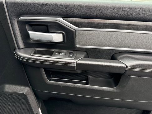 Used 2021 RAM 2500 Big Horn w/ Level 2 Equipment Group image 21