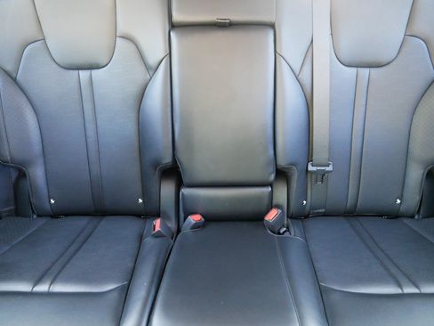 Certified 2024 Kia Sorento S w/ Panoramic Sunroof Package AWD/4WD image 13