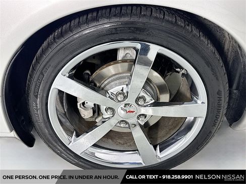 Used 2009 Chevrolet Corvette Coupe w/ Preferred Equipment Group image 28