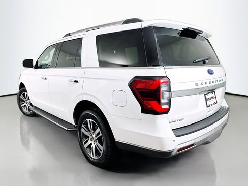 Used 2023 Ford Expedition Limited image 4