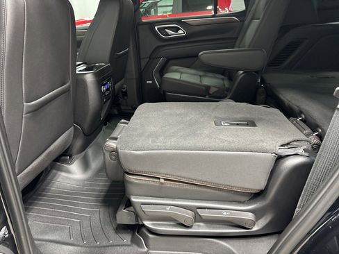 Used 2024 Chevrolet Tahoe High Country image 16