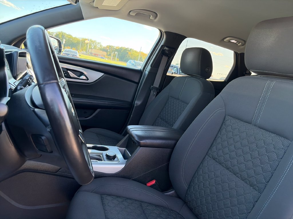 Used 2020 Chevrolet Blazer LT FWD image 16