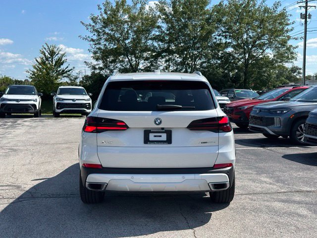 Certified 2026 BMW X5 xDrive50e w/ Premium Package AWD/4WD image 6