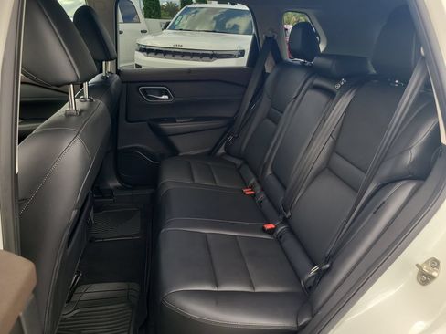 Used 2021 Nissan Rogue SL w/ Premium Package FWD image 13