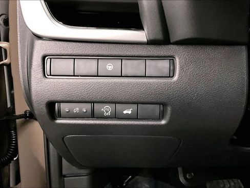 New 2026 Nissan Rogue SV AWD/4WD image 27