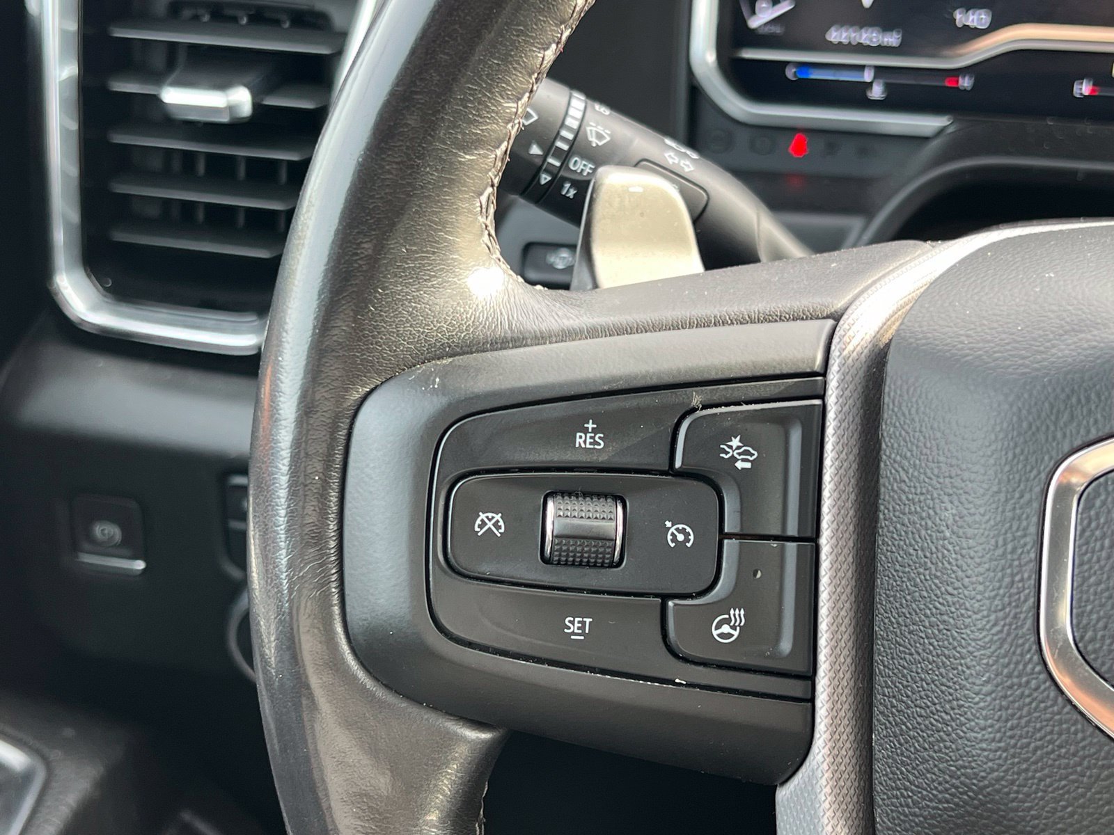 Used 2022 GMC Sierra 1500 Denali w/ Denali Reserve Package AWD/4WD image 28