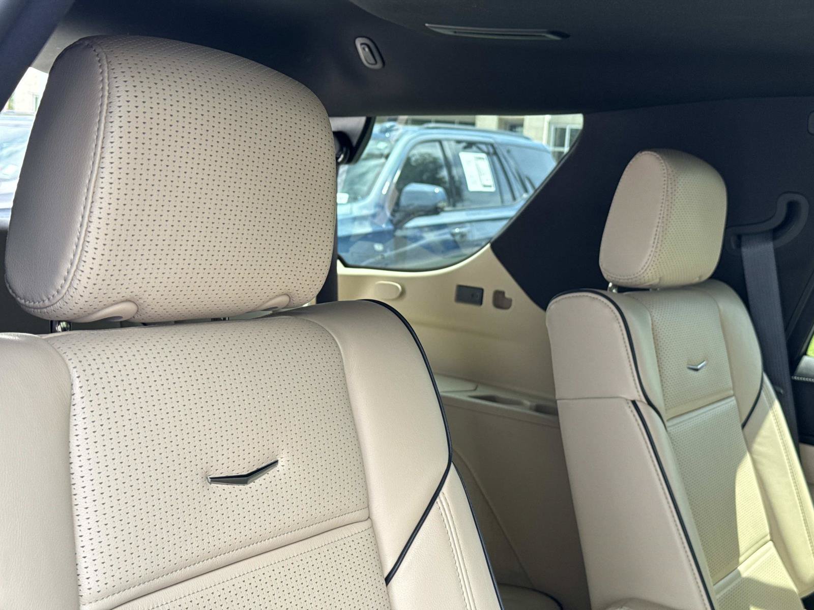 Certified 2024 Cadillac Escalade Premium Luxury AWD/4WD image 26
