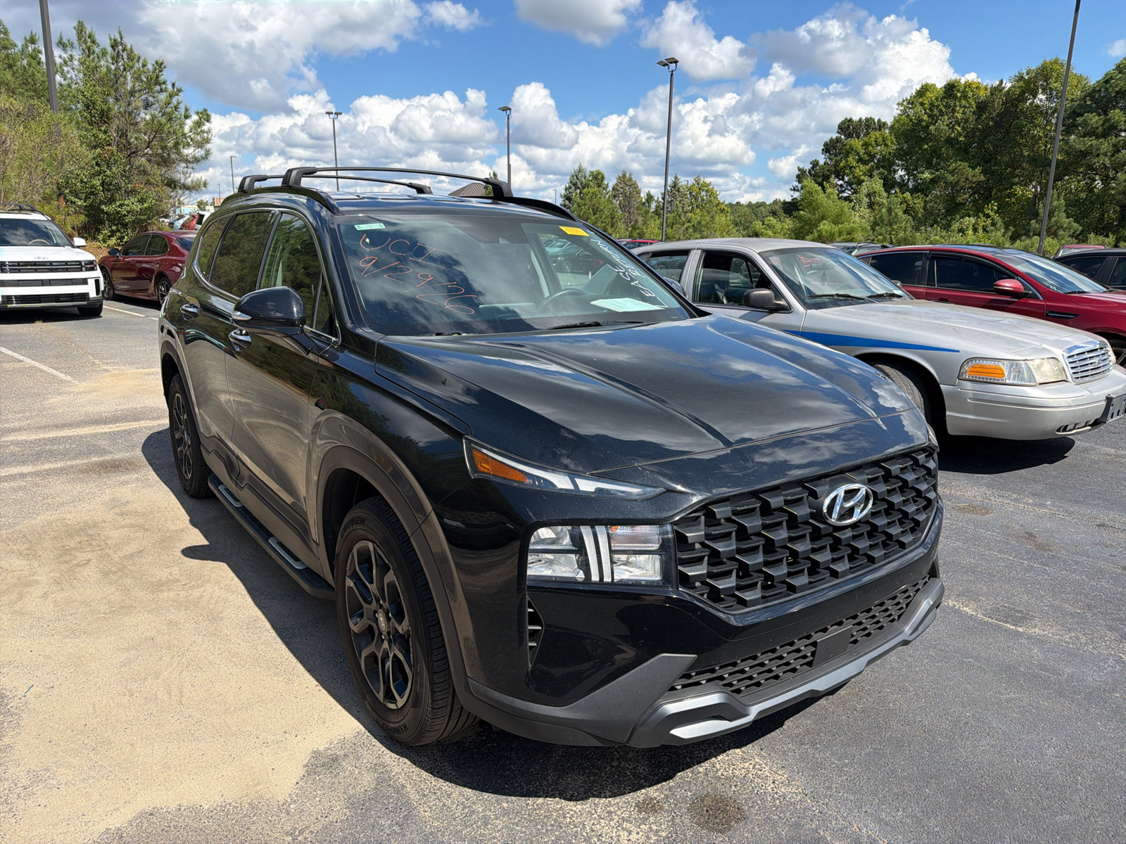 Used 2023 Hyundai Santa Fe XRT FWD image 2