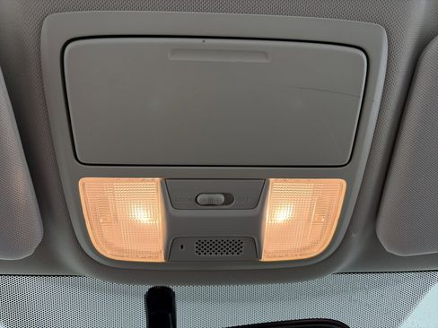 Used 2015 Honda CR-V LX image 29