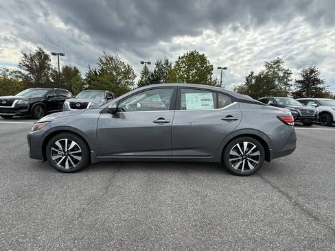 New 2025 Nissan Sentra SV w/ SV Premium Package image 8