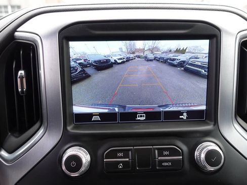 Used 2023 GMC Sierra 2500 SLE w/ Preferred Package AWD/4WD image 47