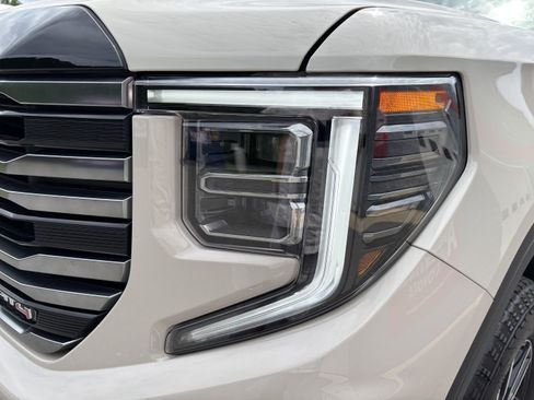 Used 2026 GMC Sierra 1500 AT4 AWD/4WD image 9