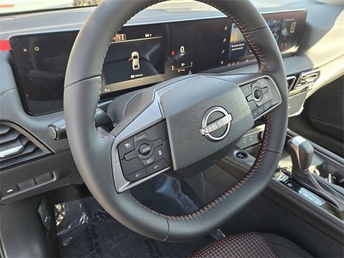 New 2026 Nissan Sentra SR image 7