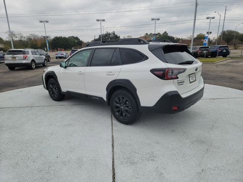 New 2025 Subaru Outback Onyx Edition XT image 3
