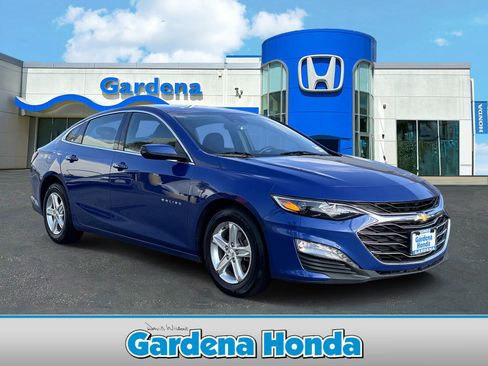 Used 2023 Chevrolet Malibu LT FWD image 1