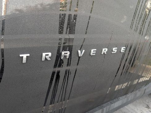 Used 2018 Chevrolet Traverse RS image 30