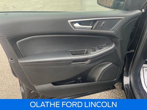 Used 2024 Ford Edge SEL w/ Convenience Package AWD/4WD image 11