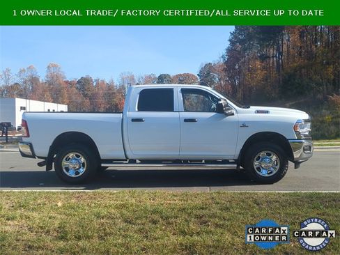 Used 2024 RAM 3500 Tradesman w/ Chrome Appearance Group image 17