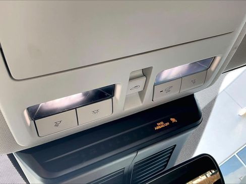 Used 2025 MAZDA CX-50 Meridian Edition w/ Apex Package image 32