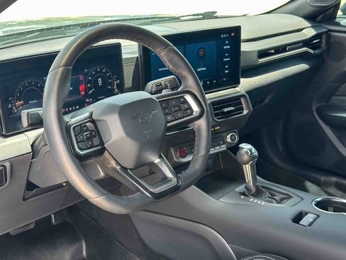Used 2025 Ford Mustang GT RWD image 11