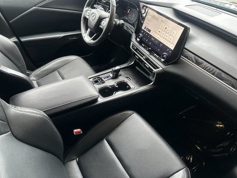Used 2023 Lexus RX 350 Premium image 18