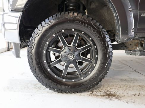 Used 2017 Ford F350 Lariat w/ Lariat Value Package image 45