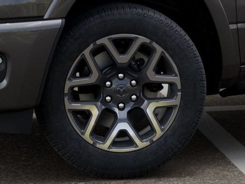 Used 2026 RAM 1500 Laramie AWD/4WD image 8