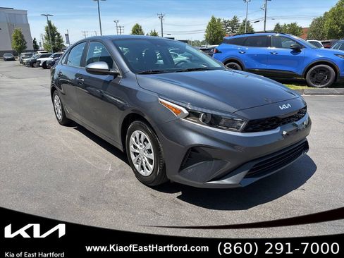 Certified 2024 Kia Forte LX FWD image 5