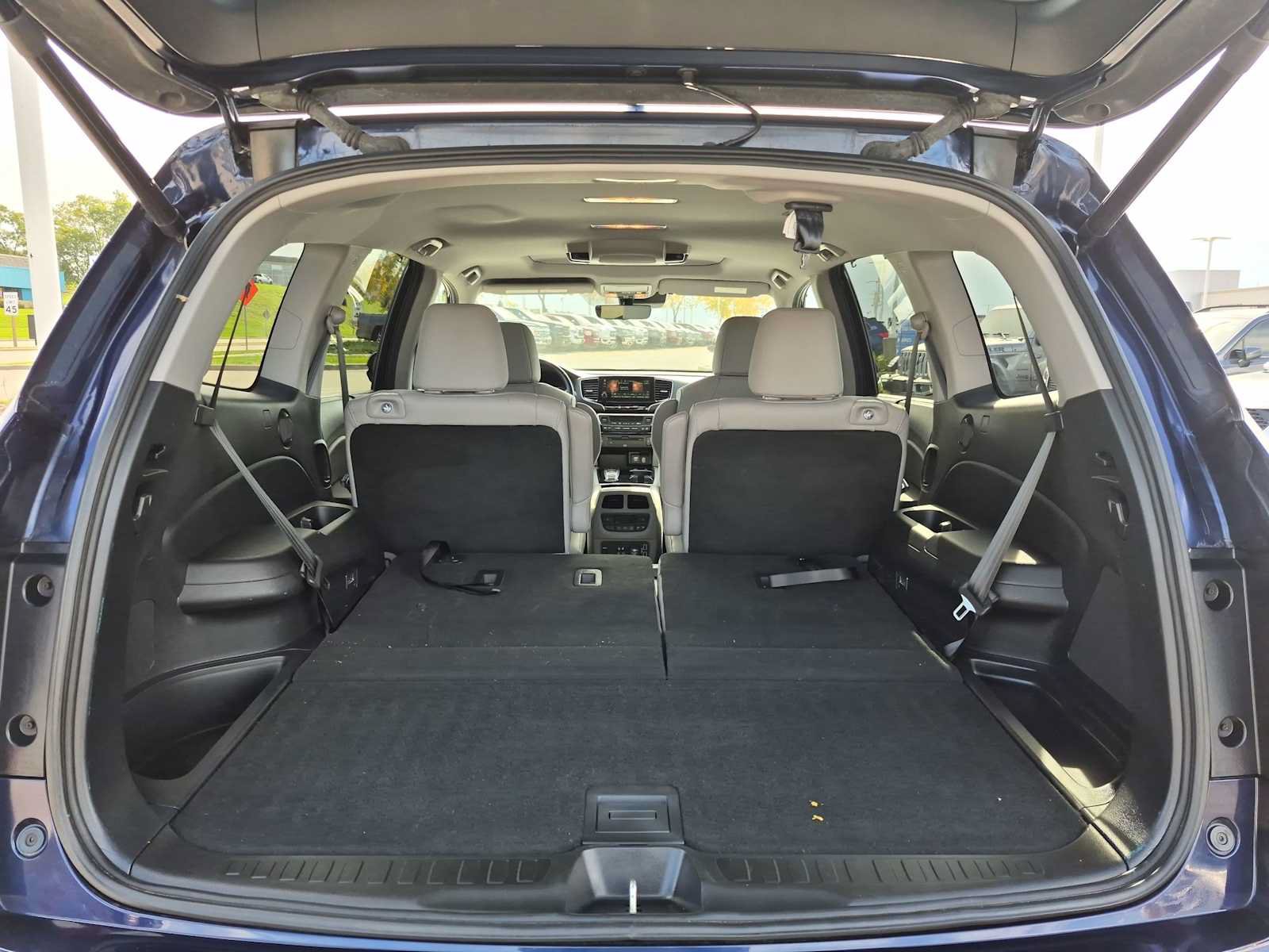 Certified 2020 Honda Pilot Touring image 32