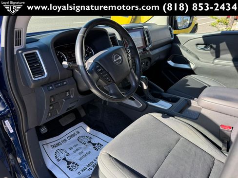 Used 2023 Nissan Frontier SV w/ SV Convenience Package image 19