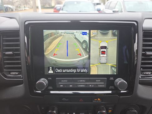 Used 2024 Nissan Frontier Pro-X w/ Pro Convenience Package image 19