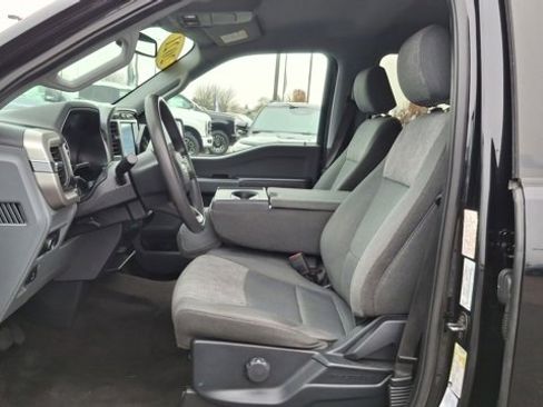 Used 2021 Ford F150 XLT image 2